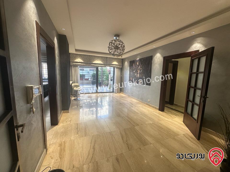 شقة تشطيب فلل 204م ارضية للبيع في عمان - الصويفية