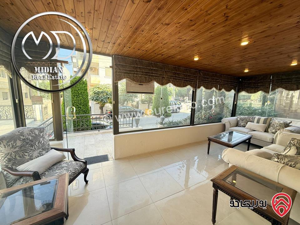 شقة ارضية فارغة للايجار في عمان - خلدا مساحة 220م مع ترس و حديقة 180م تشطيبات سوبر ديلوكس بسعر مميز