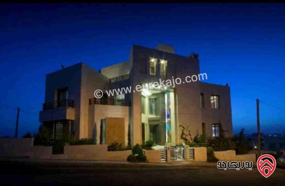 فيلا مساحة 1050م على أرض 750م للبيع في عمان - الظهير