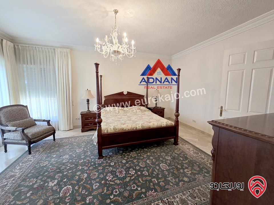 شقة طابقية مفروشة مساحة 400م للإيجار السنوي في عمان - الرابية