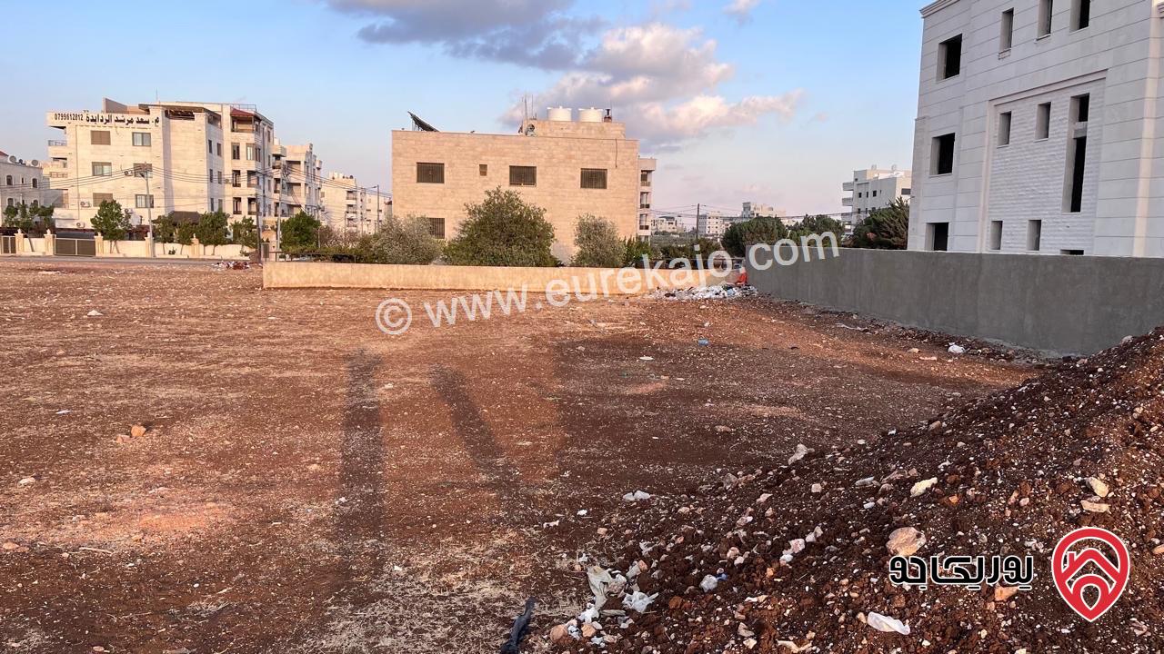 قطعة أرض سكنية راقية مساحة 874م للبيع في إربد / إيدون – أبو عوسية