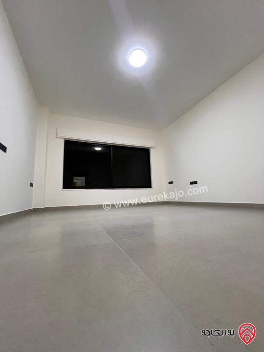 شقة طابق ثاني مساحة 300م للايجار في عمان - الصويفية 