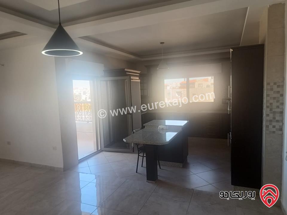 شقة مميزة طابق ثاني مساحة 174م للبيع في عمان - خلدا