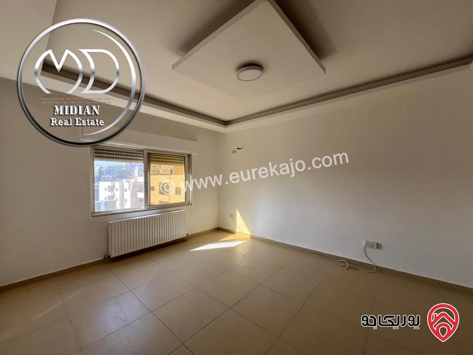 شقق فارغة للايجار في عمان - خلدا مساحات 195م تشطيبات و ديكورات سوبر ديلوكس اطلالة جميلة بأسعار مميزة