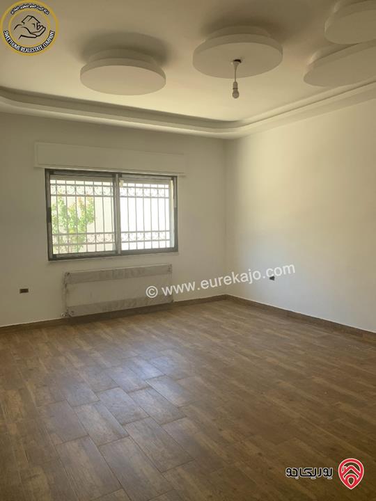 شقة مميزة للبيع في عمان - دير غبار - حي السهل 210م مع حديقة وترسات 300م لم تسكن بسعر مغري