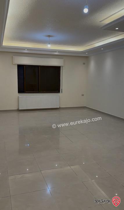 شقة فارغة طابق ثالث مساحة 185م للايجار السنوي في عمان - الصويفية 