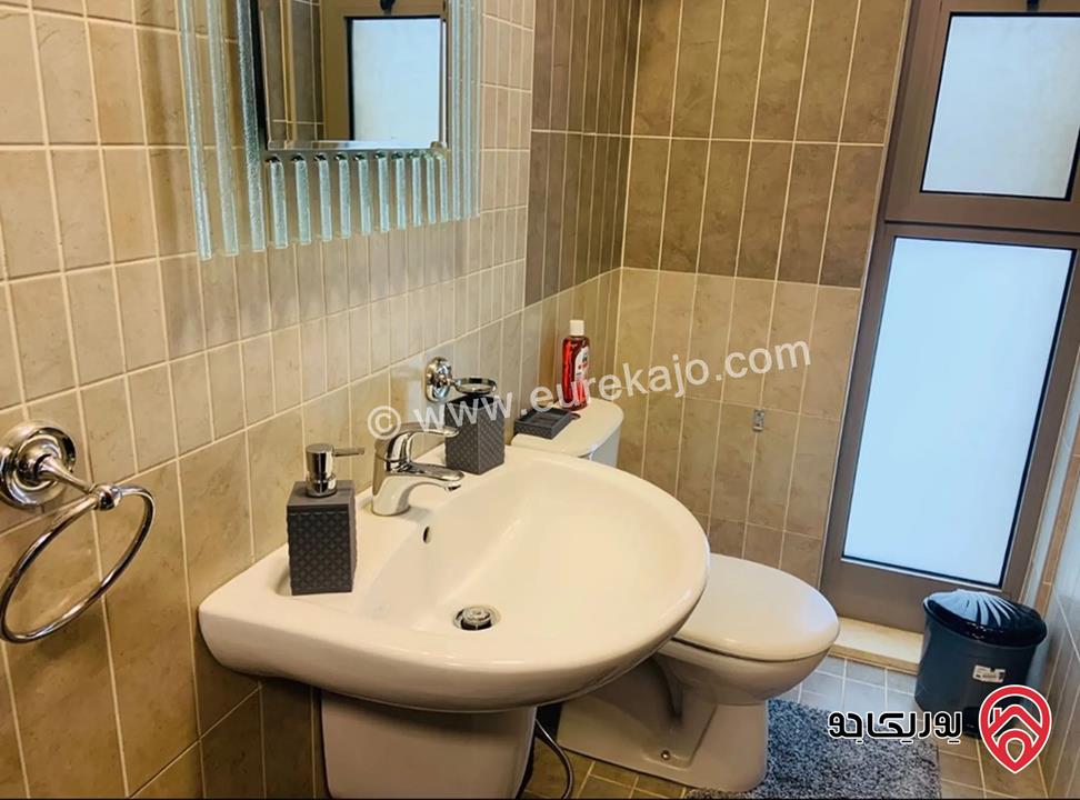 شقة مفروشة طابق أول مساحة 100م للايجار في عمان - عبدون