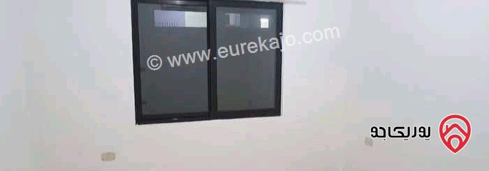 شقة فارغة مساحة 100م طابق أول للايجار للعرسان او عائلة صغيرة في عمان - الرابية 