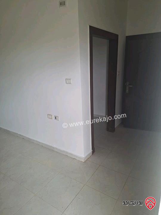 شقة طابق أول مساحة 235 متر شقة للايجار في عمان - شفا بدران (مقابل أكاديمية الفيحاء) مناسبة جدا لطلاب الخليج