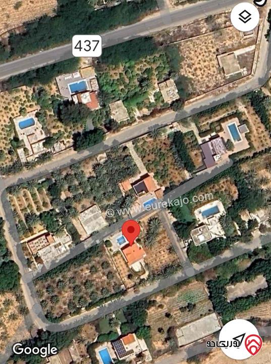 مزرعة مساحة الأرض 2 دونم و 34م والبناء 185م للبيع في منطقة الشونة الجنوبية ( الشميساني )
