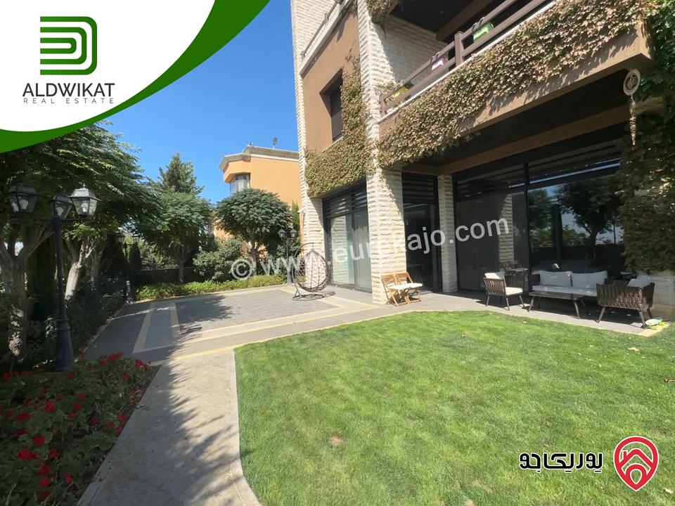 فيلا مستقلة للبيع في عمان - بدر الجديدة مساحة الارض 985م ومساحة البناء 1200م ومساحة الحديقة 400م ومساحة الترس 200م ذات موقع واطلالة مميزة