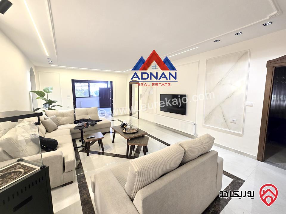 شقة مفروشة مساحة 230م مع حديقة كبيرة 300م و مدخل وكراج خاص للايجار في عمان - الرابية