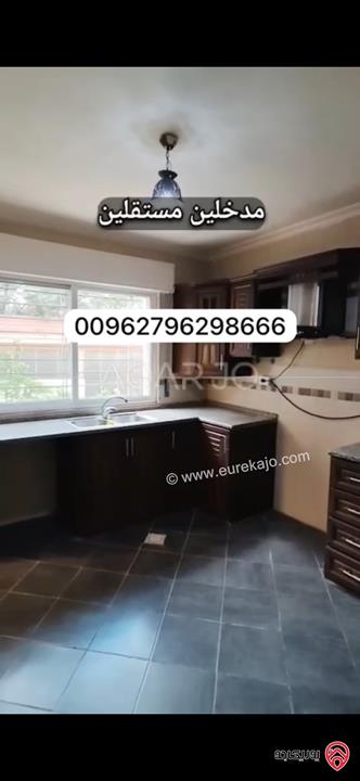 شقة ارضية مساحة 160م داخلي و 40م خارجي للبيع في عمان - ضاحية الرشيد 