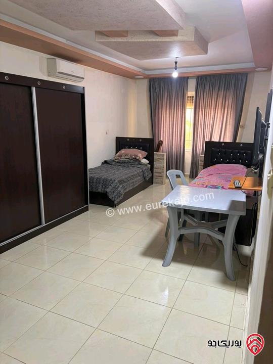 ستديو مفروش مساحة 70م  للطالبات أو الموظفات للايجار في اربد