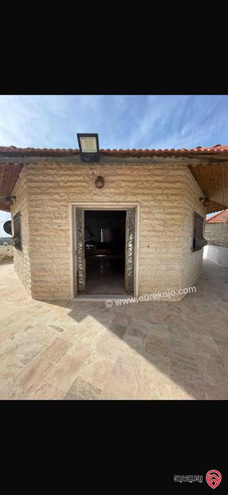 مزرعة مساحة الأرض 10 دونم والبناء 500م للبيع في عمان - منطقة وادي السير البصة ام الخنازير 