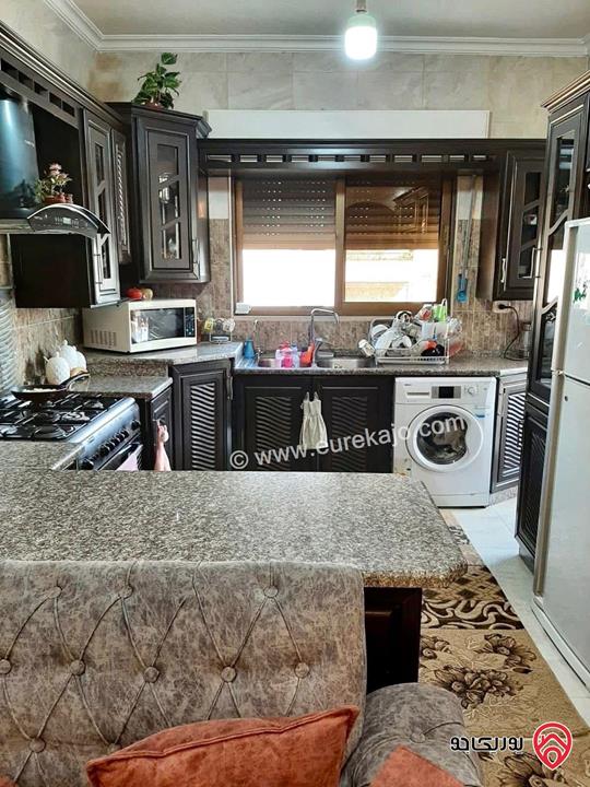 شقة مميزة طابق اول مساحة 115م للبيع في عمان - ام نوارة قرب دوار البنزين  