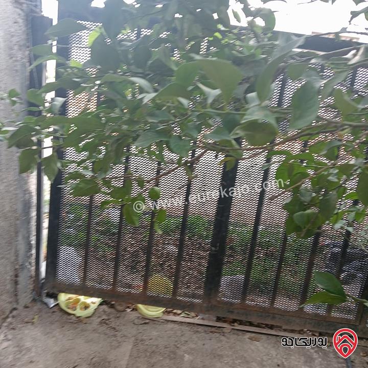 بيت مستقل 150م على أرض 300م للبيع في عمان - ام الدنانير  