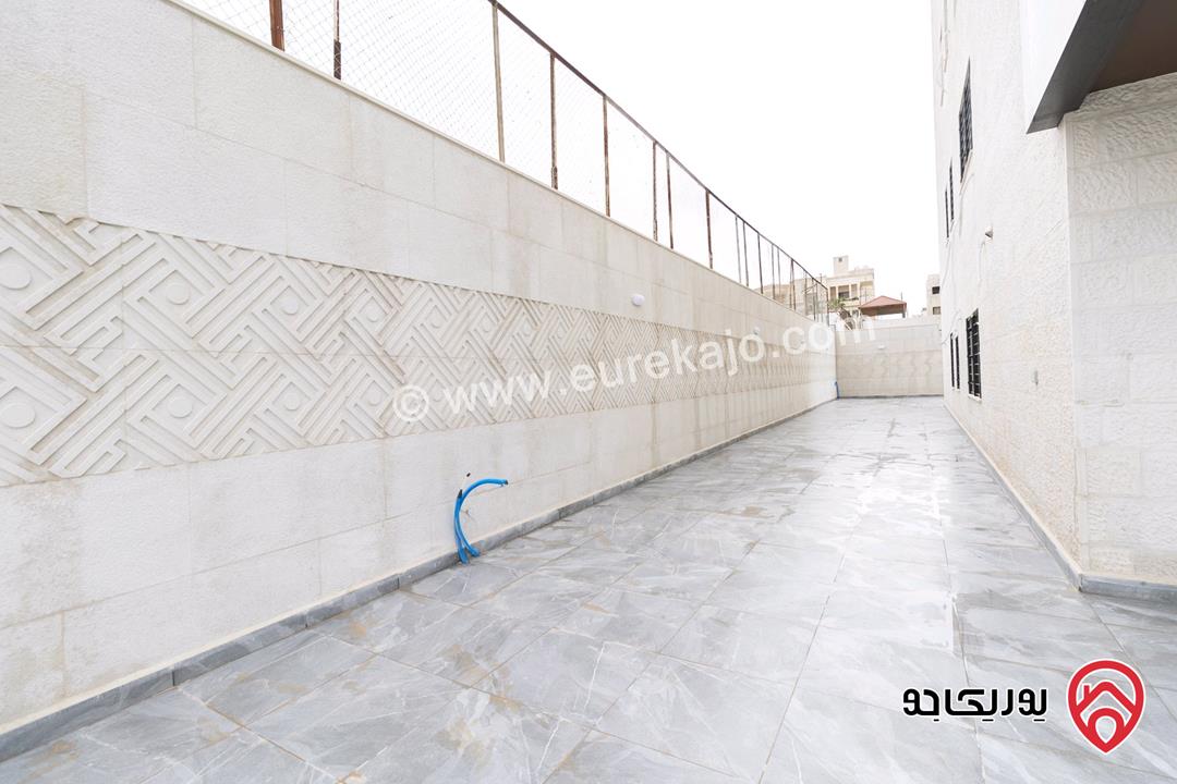 شقة أرضية مساحة 170م داخلي و 180م خارجي للبيع في عمان - البنيات 