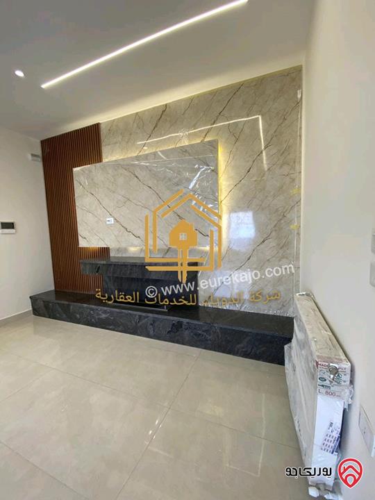 شقة طابق ثالث دوبلكس لم تسكن مساحة 215م للايجار في عمان - خلدا 