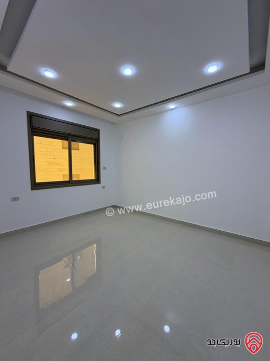 شقة طابق الثاني مساحة 150 متر سوبر ديلوكس للبيع في عمان - طبربور 