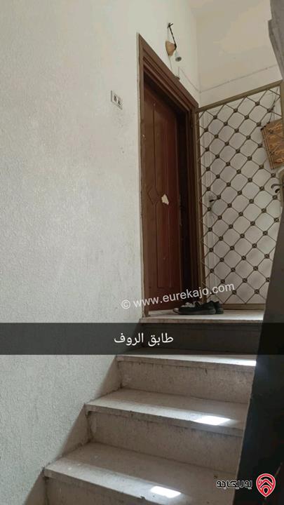 عماره للبيع في عمان - أم نوارة على مساحة أرض 400م 3 طوابق وروف بسعر مناسب 