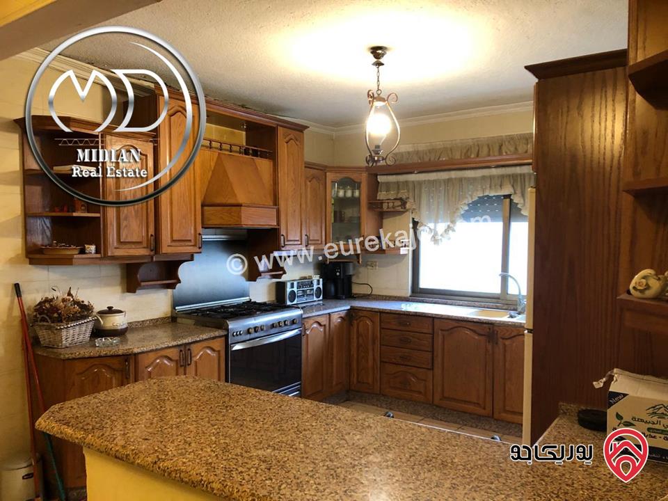 شقة استثمارية للبيع في عمان - ام السماق مساحة 130م طابق ثالث سوبر ديلوكس اطلالة جميلة بسعر مميز