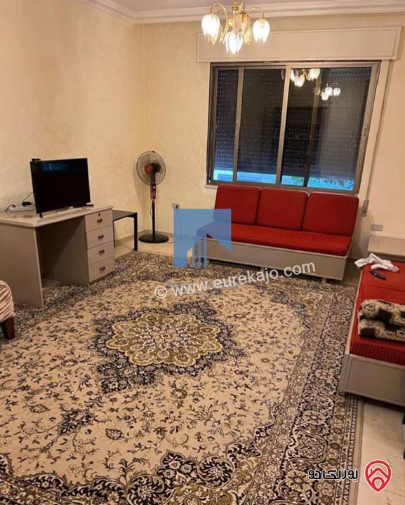 شقة طابقية مميزة للبيع في عمان - الرابية طابق اول 250م تشطيب سوبر ديلوكس بسعر مغري