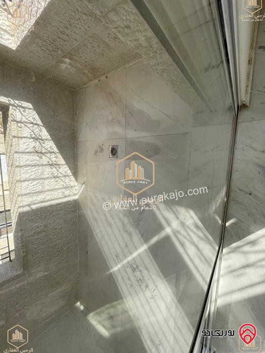 شقة طابق ثاني مساحة 190م للايجار في عمان - الرابية