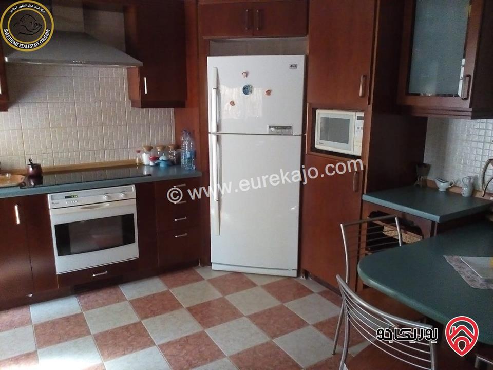 شقة أرضية مفروشة مميزة للبيع في عمان - دير غبار 200م مع ترس40م بسعر مغري