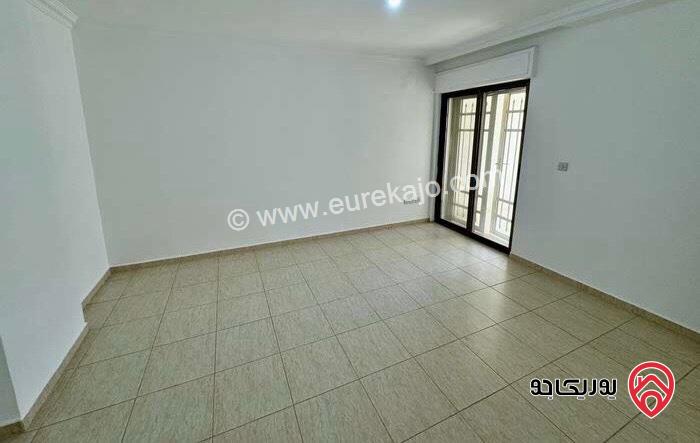 شقة مساحة 250م طابق أول للايجار في عمان - الصويفية قرب افينيو مول 