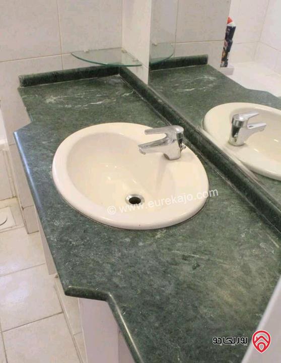 شقة مساحة 250م طابق ثالث للايجار في عمان - الشميساني 