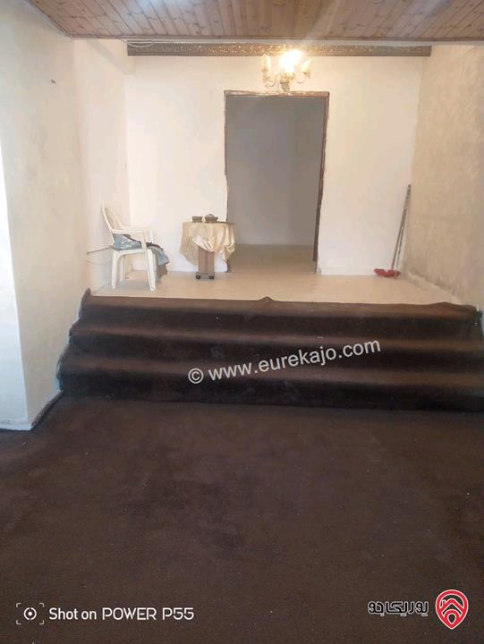 شقة أرضية منفصلة مجددة مساحة 120م داخلي و 50م خارجي للايجار في عمان - ماركا