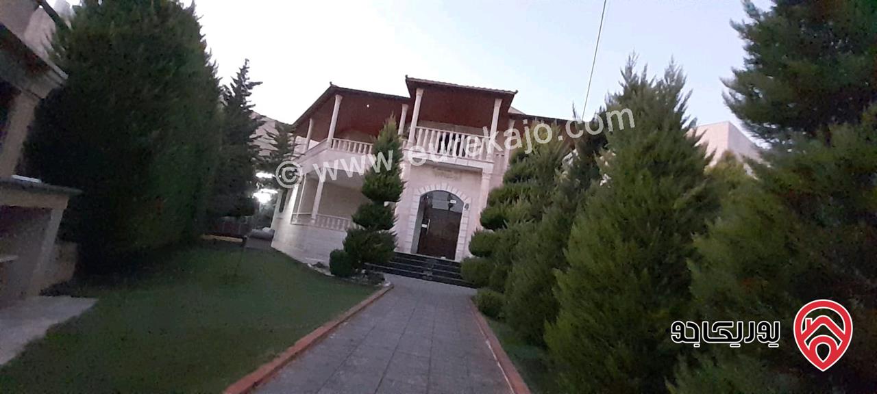 فيلا فاخرة مساحة الارض 829م ومساحة البناء 508م للبيع في عمان - طبربور