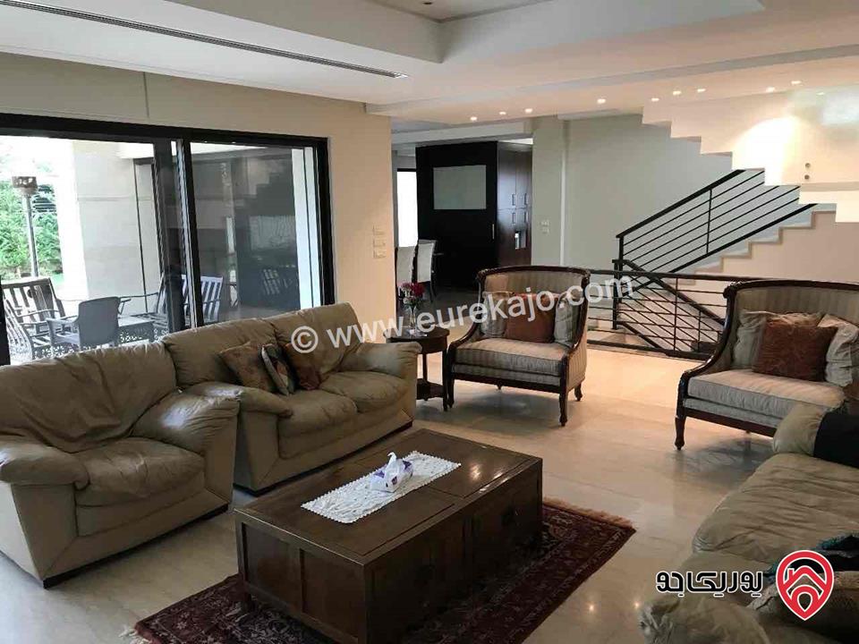 فيلا مميزة مساحة 850م على أرض 990م للبيع في عمان - طريق المطار 