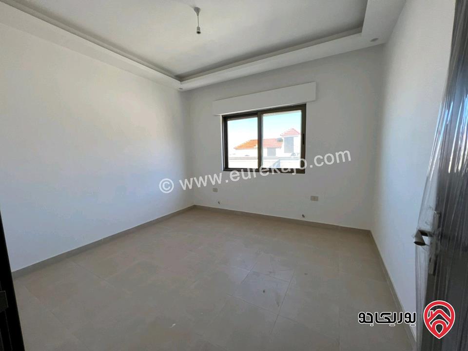 شقة طابق ثاني مساحة 159م للبيع في عمان - ابو نصير