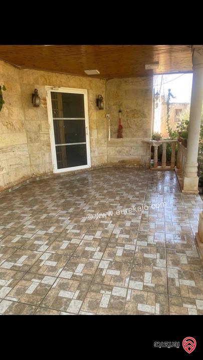 مزرعة مساحة الأرض 4220م مع بناء 160م للبيع في السلط 