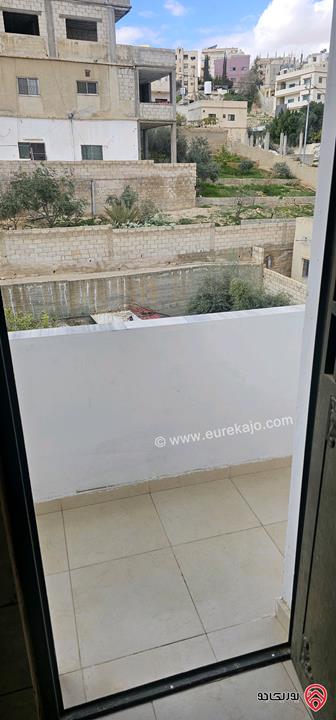 شقة تشطيب سوبر ديلوكس مساحة 100م للايجار في الزرقاء