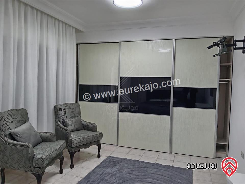 شقة تسوية مساحة 180م داخلي و 200م خارجي مفروشة للايجار في عمان - عبدون