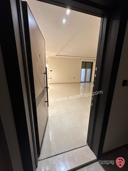 شقة ديلوكس طابقية تسوية ثانية مساحة 223م للبيع في عمان - الياسمين