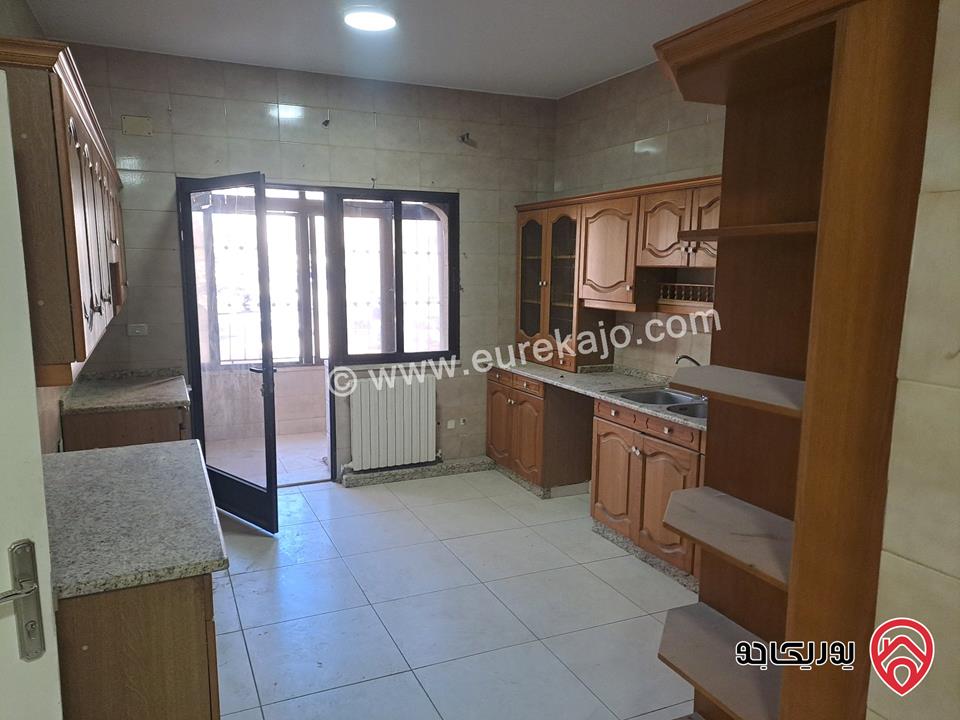 شقة طابق أول مساحة 202م للايجار في عمان - الصويفية