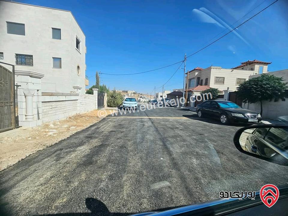 قطعة ارض مميزة مساحة 600م للبيع في عمان - جاوا