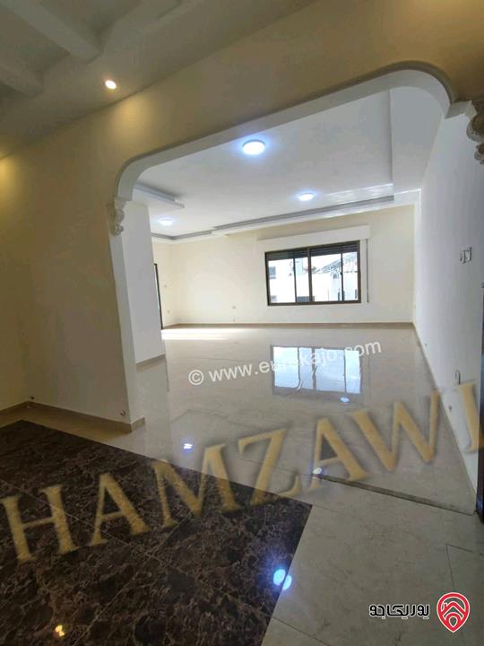 شقة فاخرة مساحة 200م للايجار في عمان - البنيات طريق المطار 