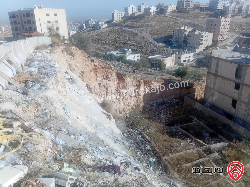 قطعة أرض مساحة 517م للبيع في عمان - ابو علندا 