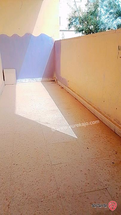 شقة طابق ثاني مساحة 150م للايجار في اربد شارع القدس حي النصر