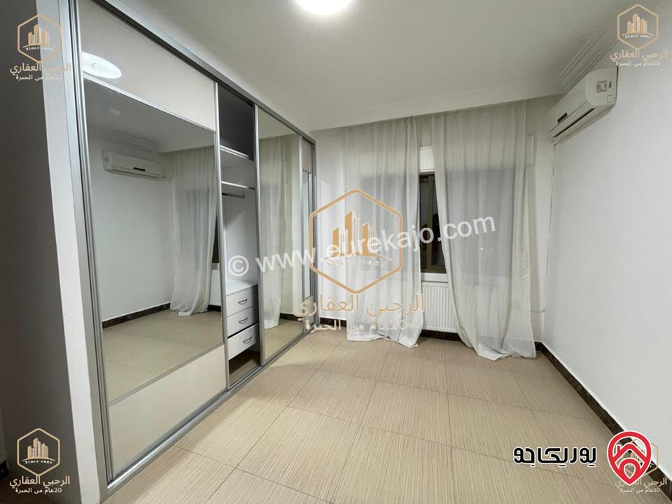 شقة دوبلكس فاخرة طابق ثالث مساحة 220م للايجار في عمان - الرابية