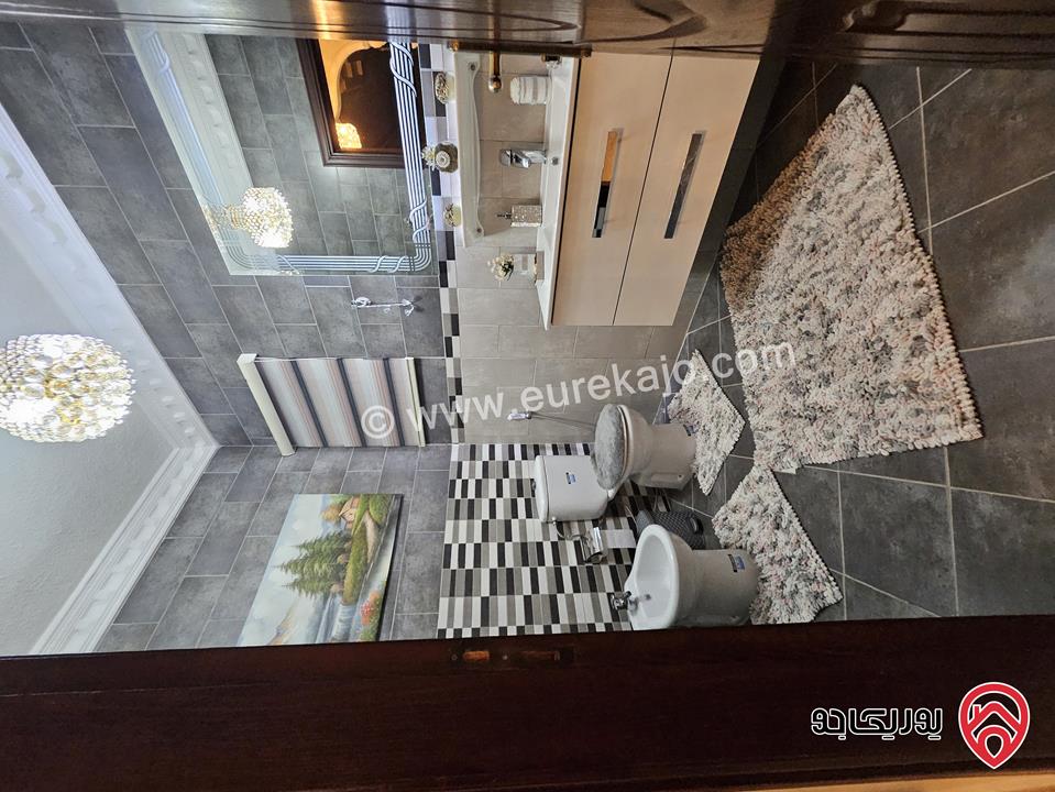 شقة مساحة 180م طابق ثاني للبيع في عمان - ام اذينة تشطيبات سوبر ديلوكس اطلالة على الابراج