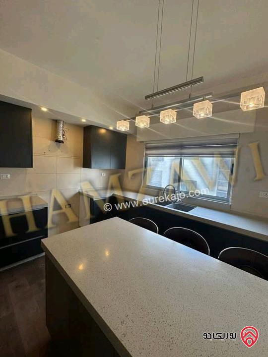 شقة ديلوكس فاخرة مساحة 190م طابق ثاني للايجار في عمان - الكرسي