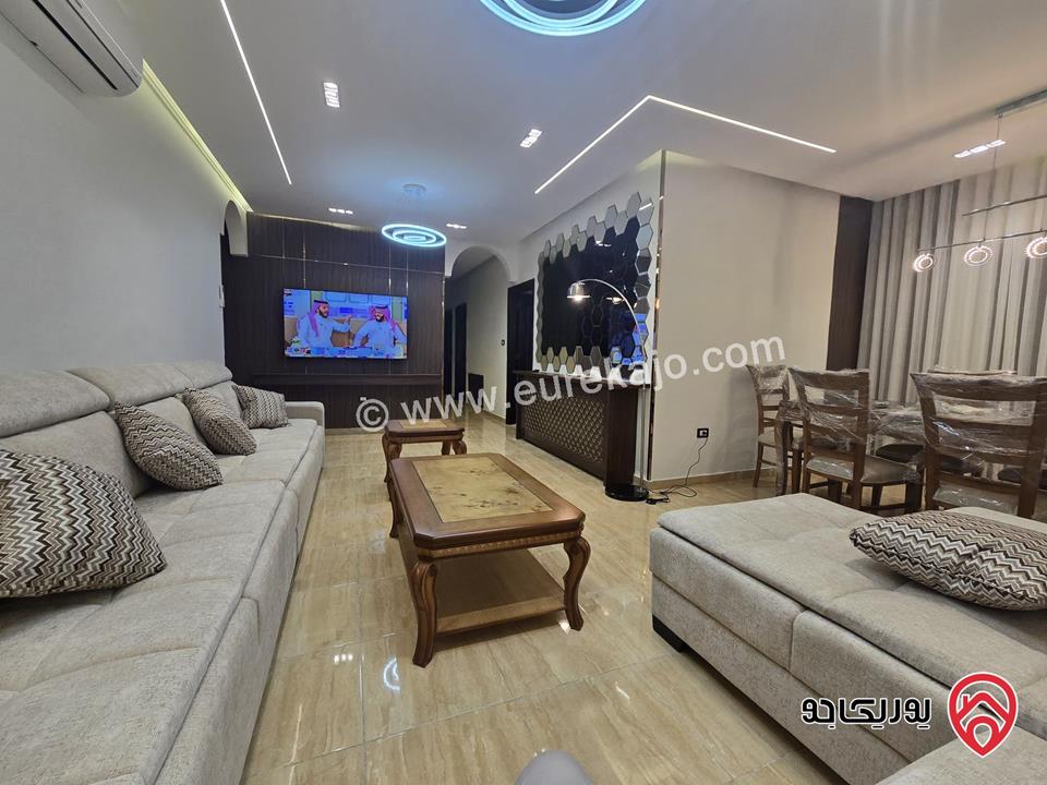 شقة فاخرة مفروشة للايجار ثلاث غرف نوم في الدوار السابع