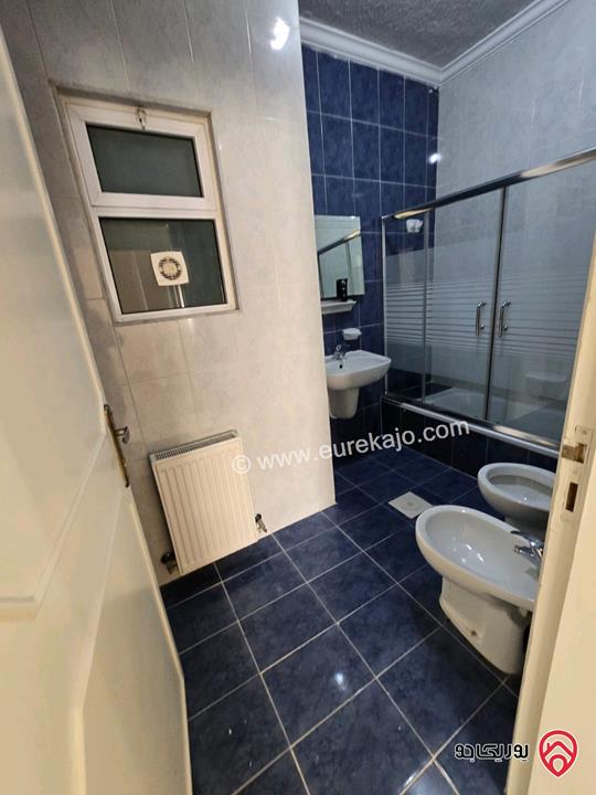 شقة مساحة 130م طابق اول للبيع في عمان - خلدا 