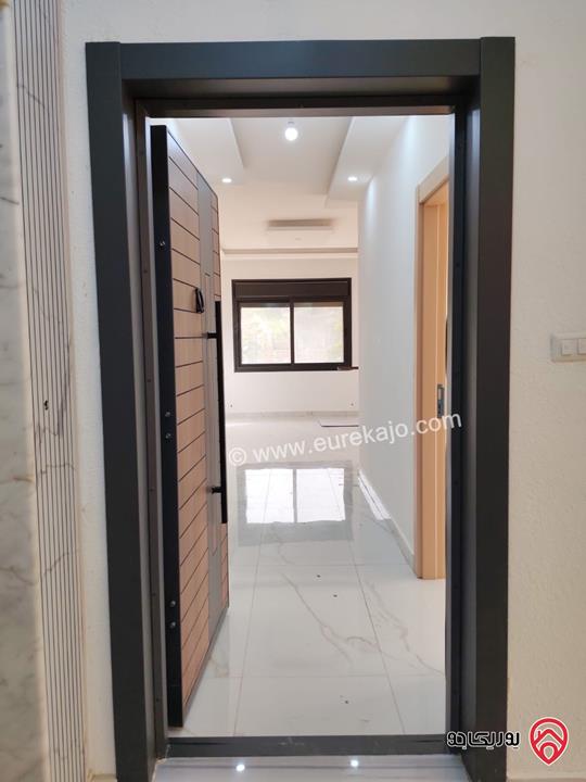 شقة فاخرة طابق أول مساحة 140م للايجار في عمان - الجبيهة